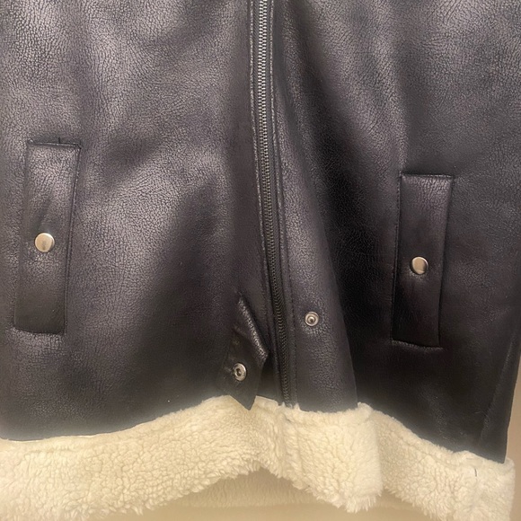 Jacket - Picture 3 of 5